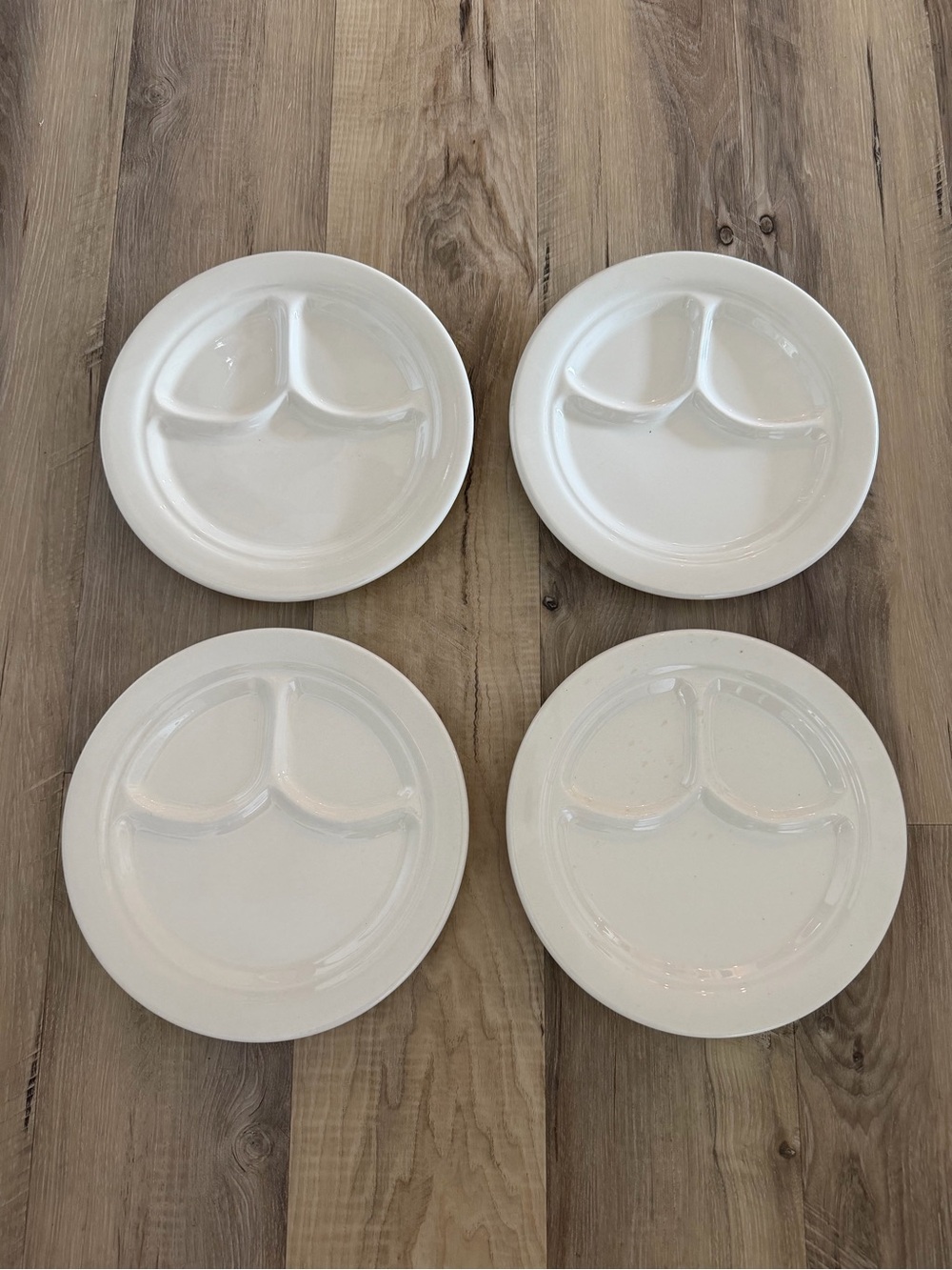 Buffalo David Bitton White Divided Ceramic Dinner Plates - Set of 4